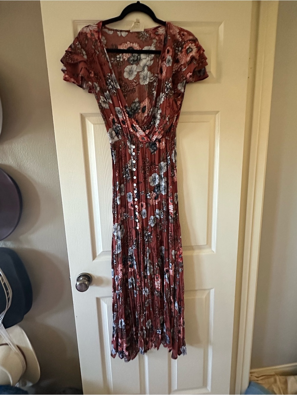 Rust Floral Maxi Dress with V-Neck and Flutter Sleeves